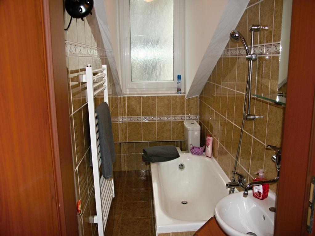 Apartman Dr. Engla كارلوفي فاري الغرفة الصورة